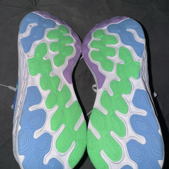 Fresh Foam Cruz New Balance Sneakers - Size 9 - Brand New - Picture 4 of 4